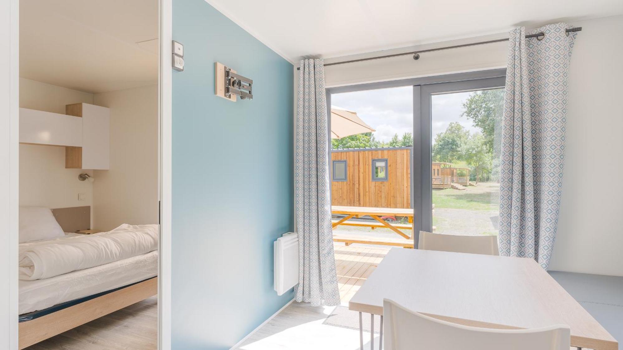 Camping Saint Michel Courtils الغرفة الصورة